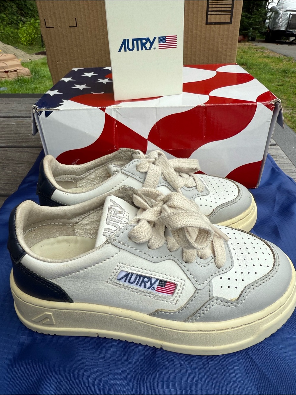 AUTRY MEDALIST KIDS SNEAKERS